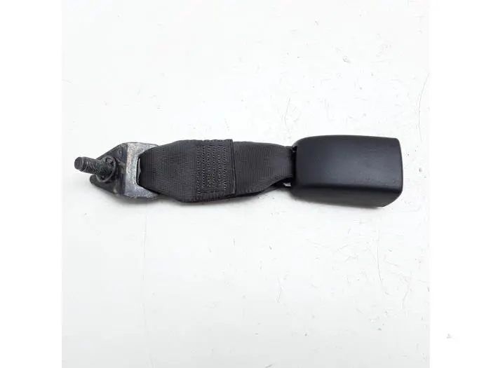 Insertion ceinture de sécurité arrière gauche Mitsubishi Lancer