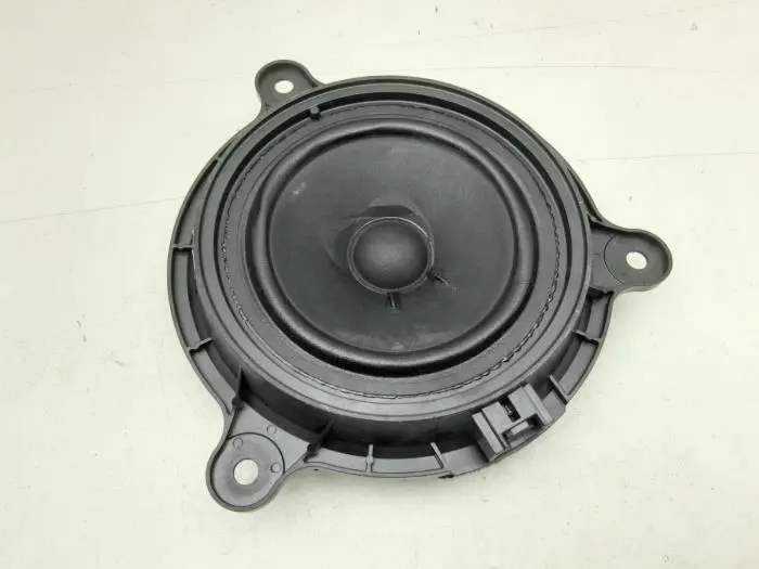 Haut-parleur Mazda CX-3