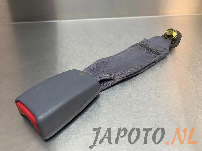 Insertion ceinture de sécurité arrière gauche Daihatsu Terios