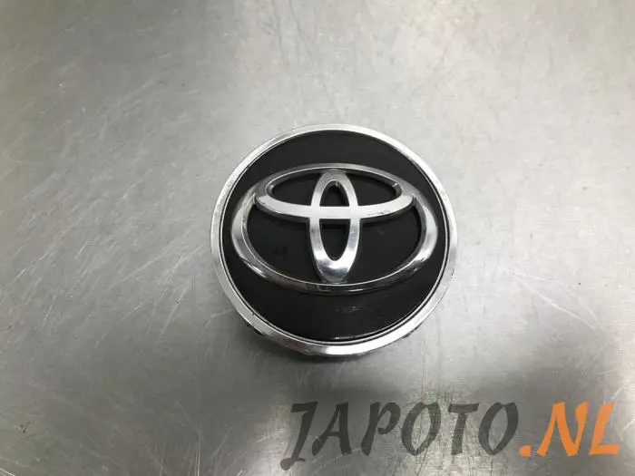 Enjoliveur moyeu Toyota C-HR