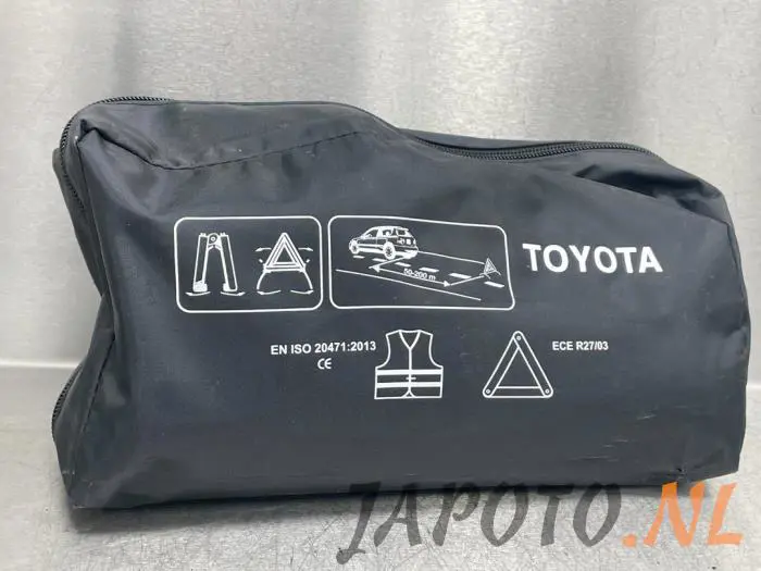 Triangle de présignalisation Toyota Supra