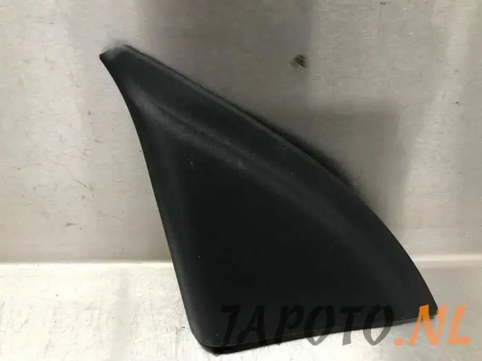 Protection montant A gauche Toyota Yaris