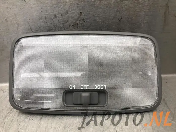 Eclairage intérieur arrière Toyota Landcruiser