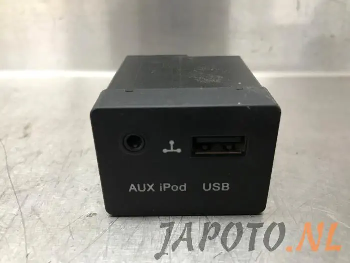 Connexion USB Kia Pro Cee'd