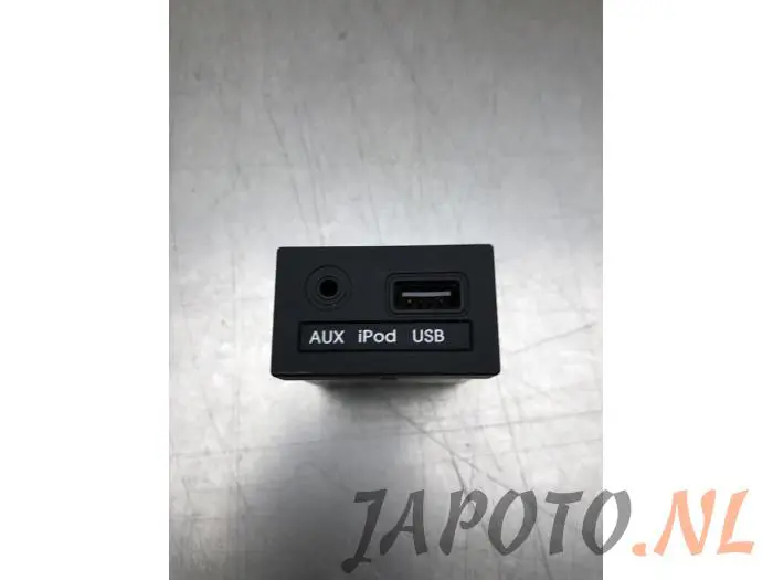 Connexion USB Kia Picanto