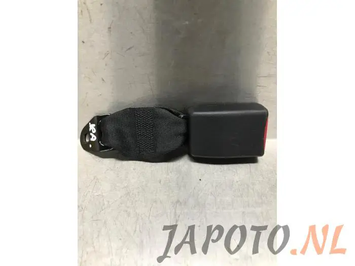 Insertion ceinture de sécurité arrière droite Suzuki Celerio